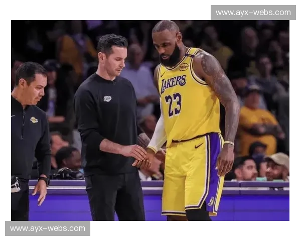 詹姆斯社区贡献受认可，赛后采访强调家庭价值